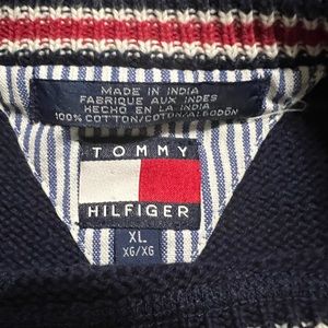 Tommy Hilfiger boys XL SWEATER